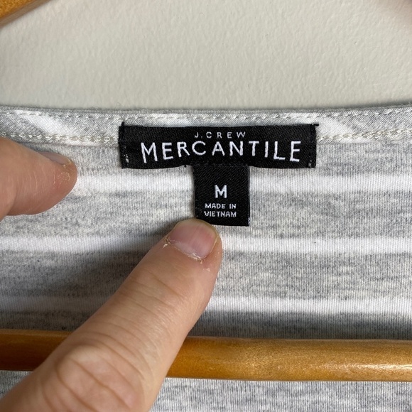 J. Crew Mercantile Women's Stripe 3/4 Sleeve Bell Cuff 100%‎ Cotton Shirt Medium - Picture 2 of 11